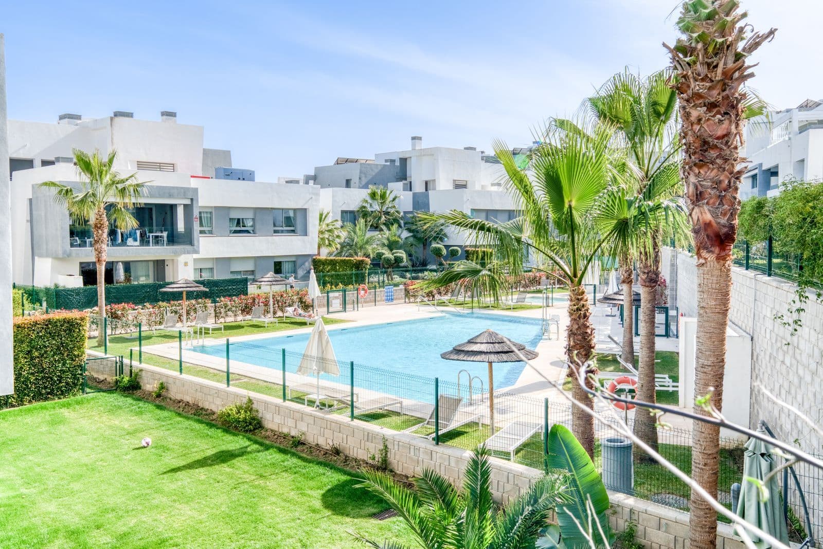 Middle Floor Apartment in Estepona, Estepona
