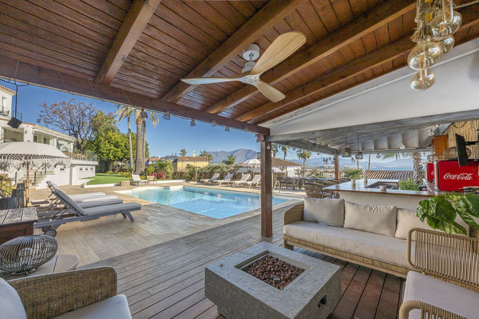 Detached Villa in La Duquesa, Manilva