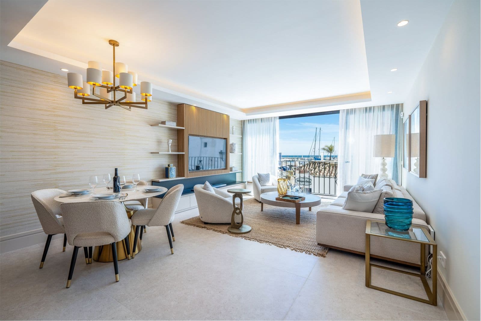 Middle Floor Apartment in Puerto Banús, Marbella