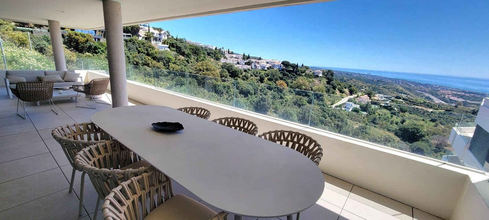 Penthouse in Altos de los Monteros, Marbella East
