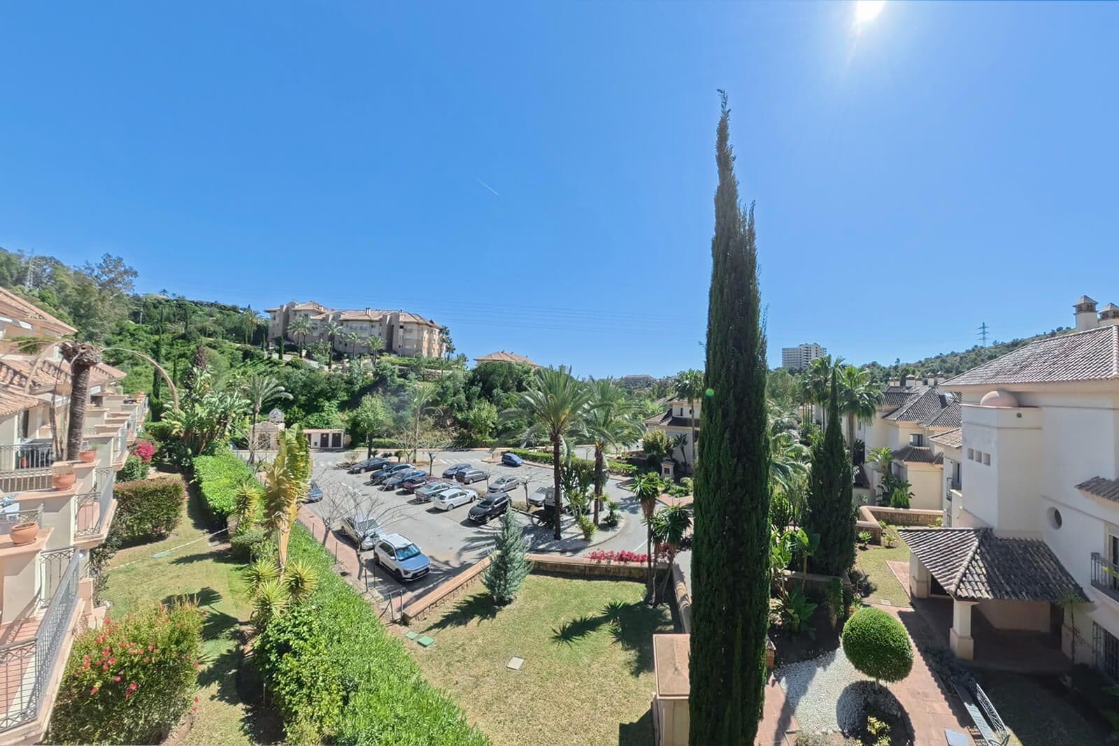 Middle Floor Apartment in Río Real, Marbella East