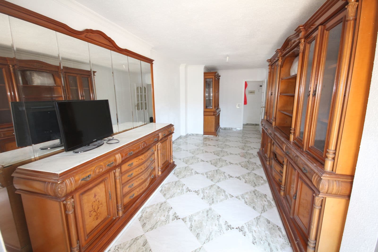 Middle Floor Apartment in Málaga Centro, Málaga