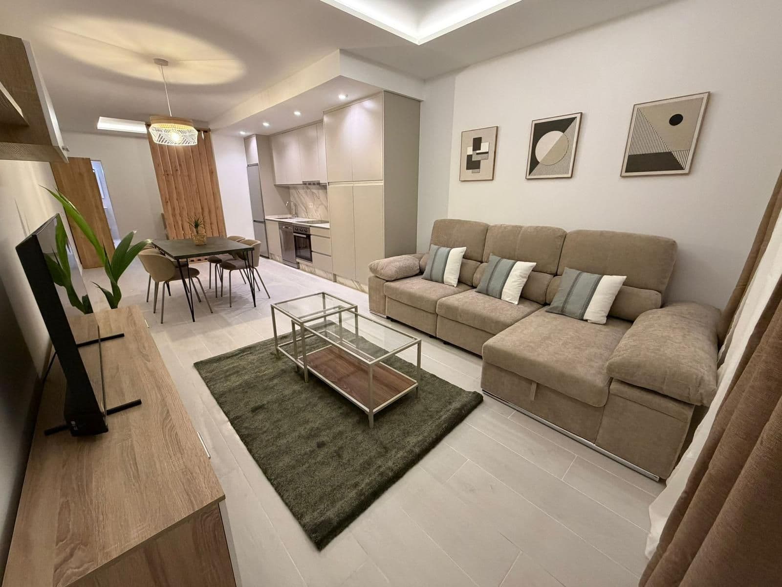 Middle Floor Apartment in Torremolinos, Torremolinos