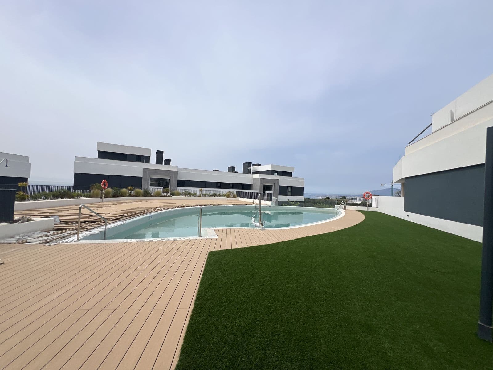 Middle Floor Apartment in Altos de los Monteros, Marbella East