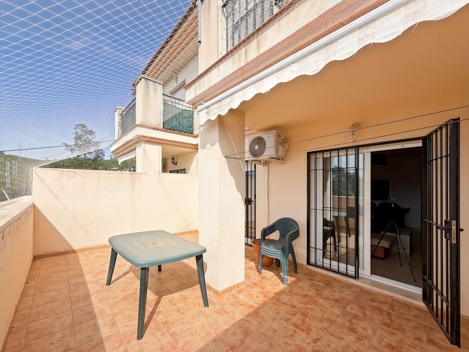 Middle Floor Apartment in Almogía, Almogía