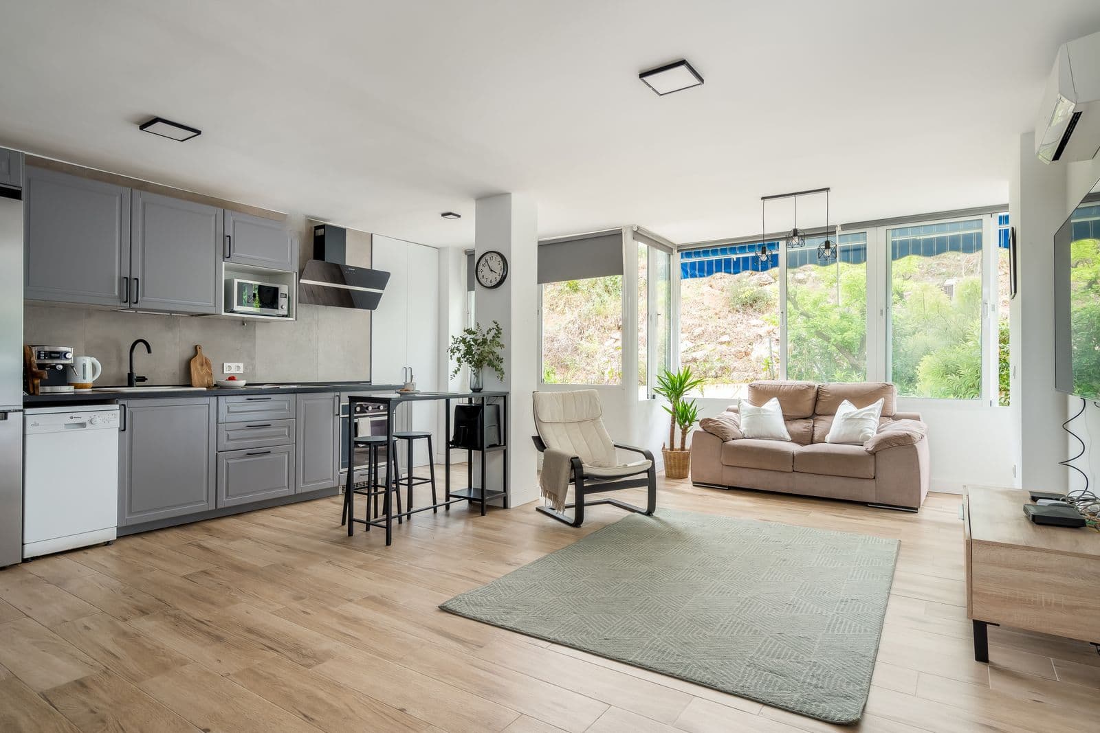 Middle Floor Apartment in Benalmadena, Benalmádena