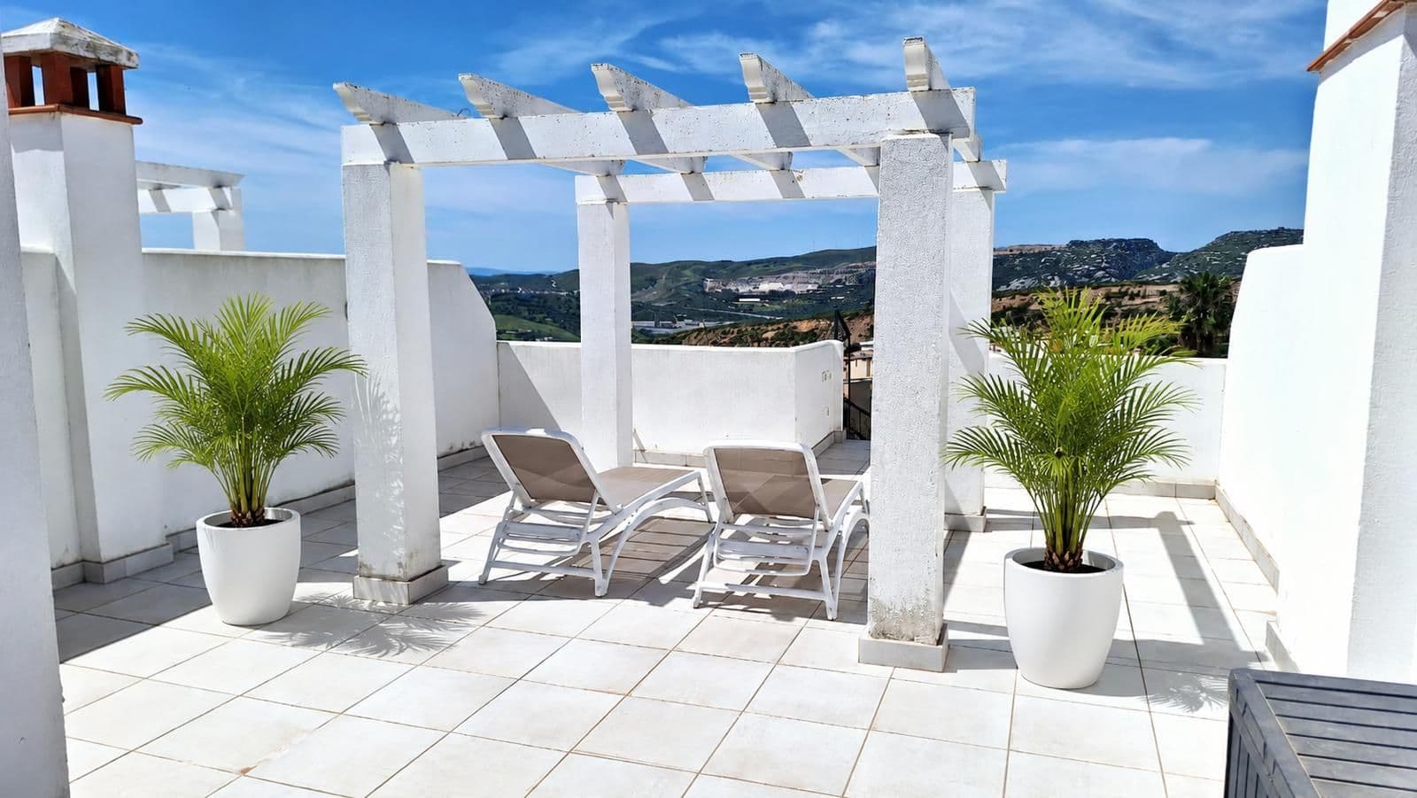 Penthouse Duplex in Doña Julia, Casares