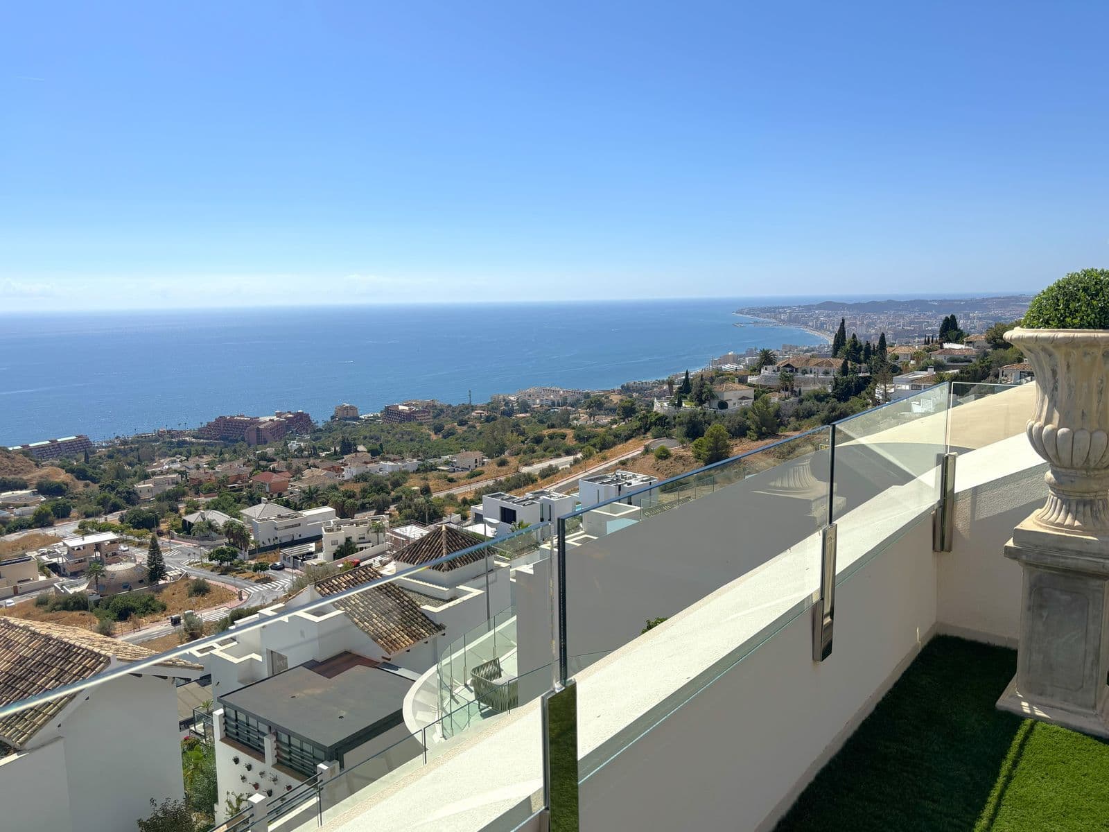 Duplex in Benalmadena, Benalmádena