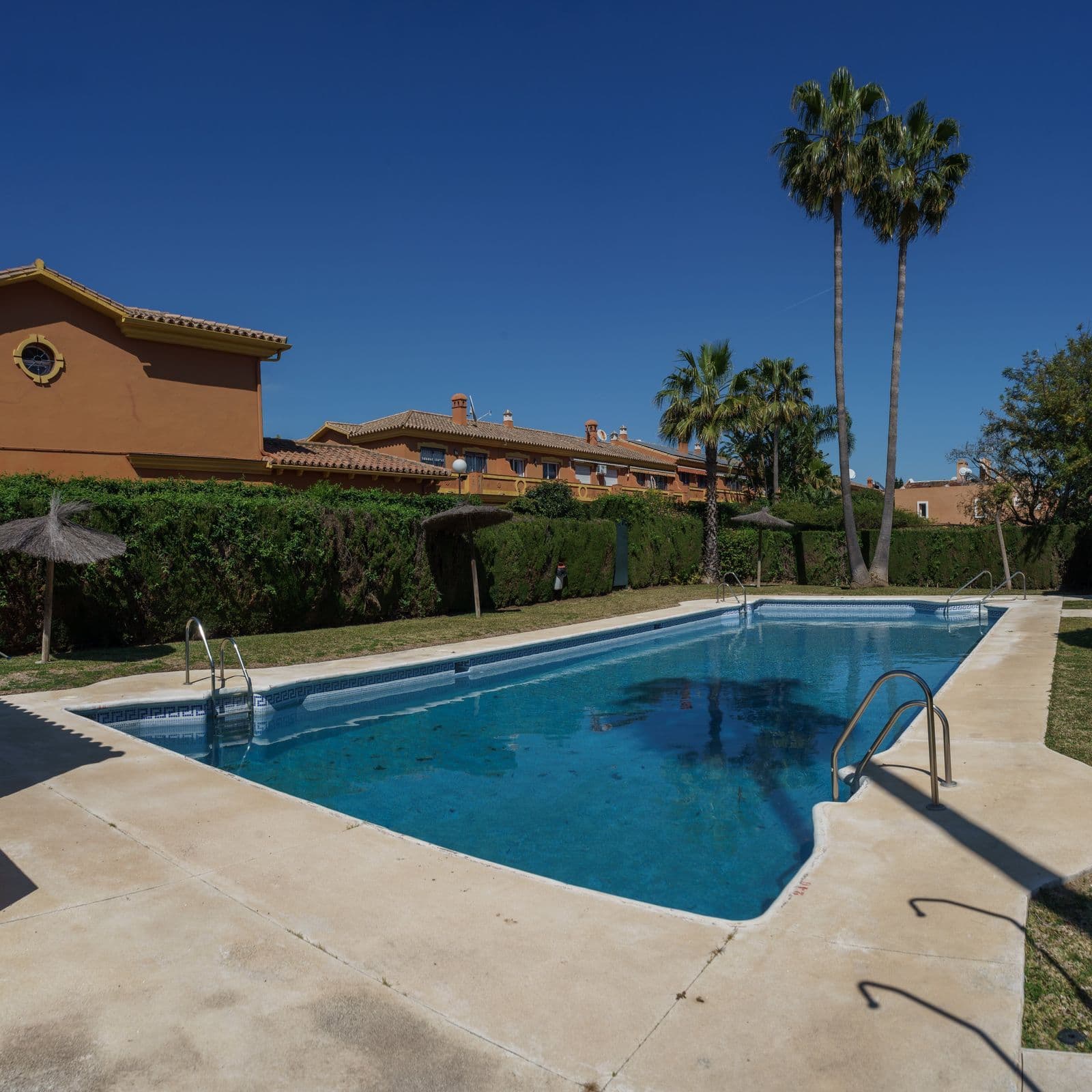 Townhouse in Atalaya, Estepona