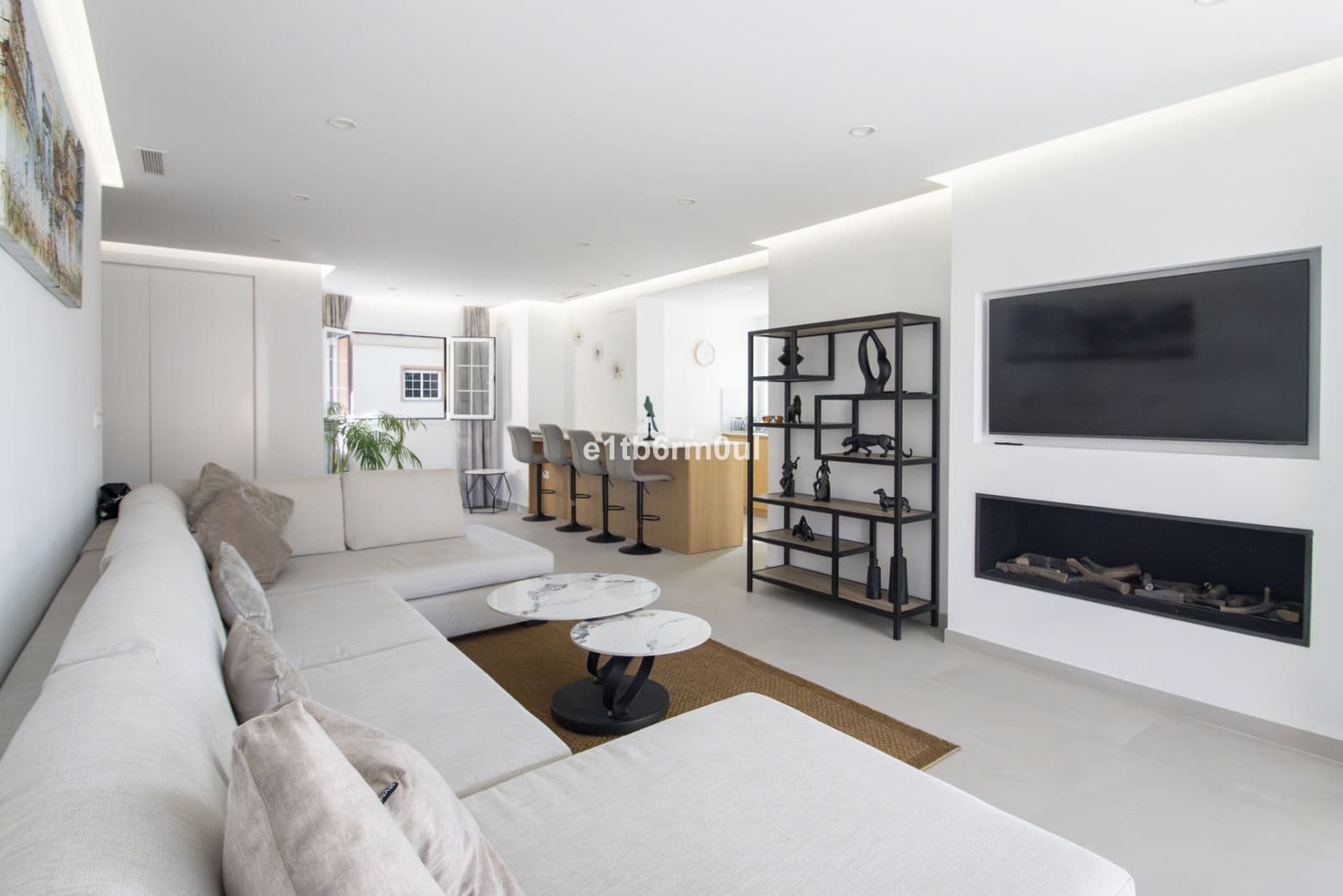 Middle Floor Apartment in Nueva Andalucía, Nueva Andalucía