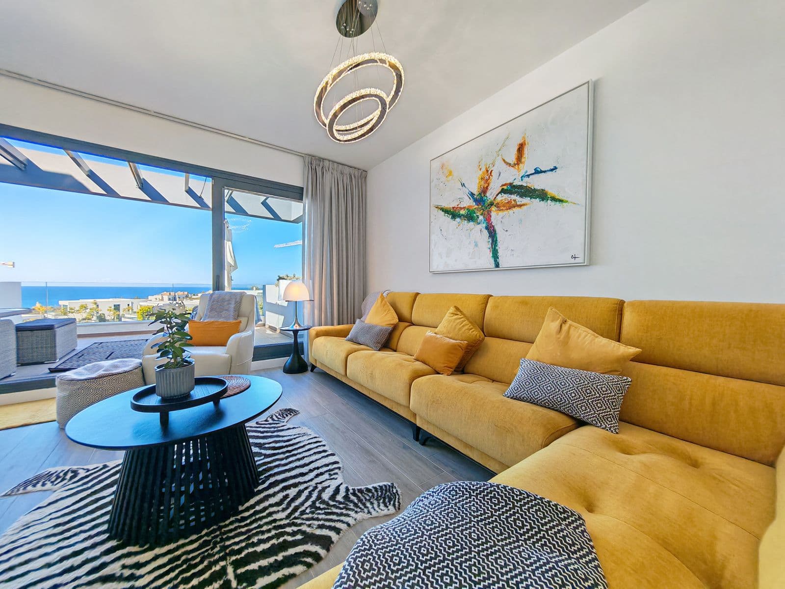 Penthouse in Cabopino, Marbella East