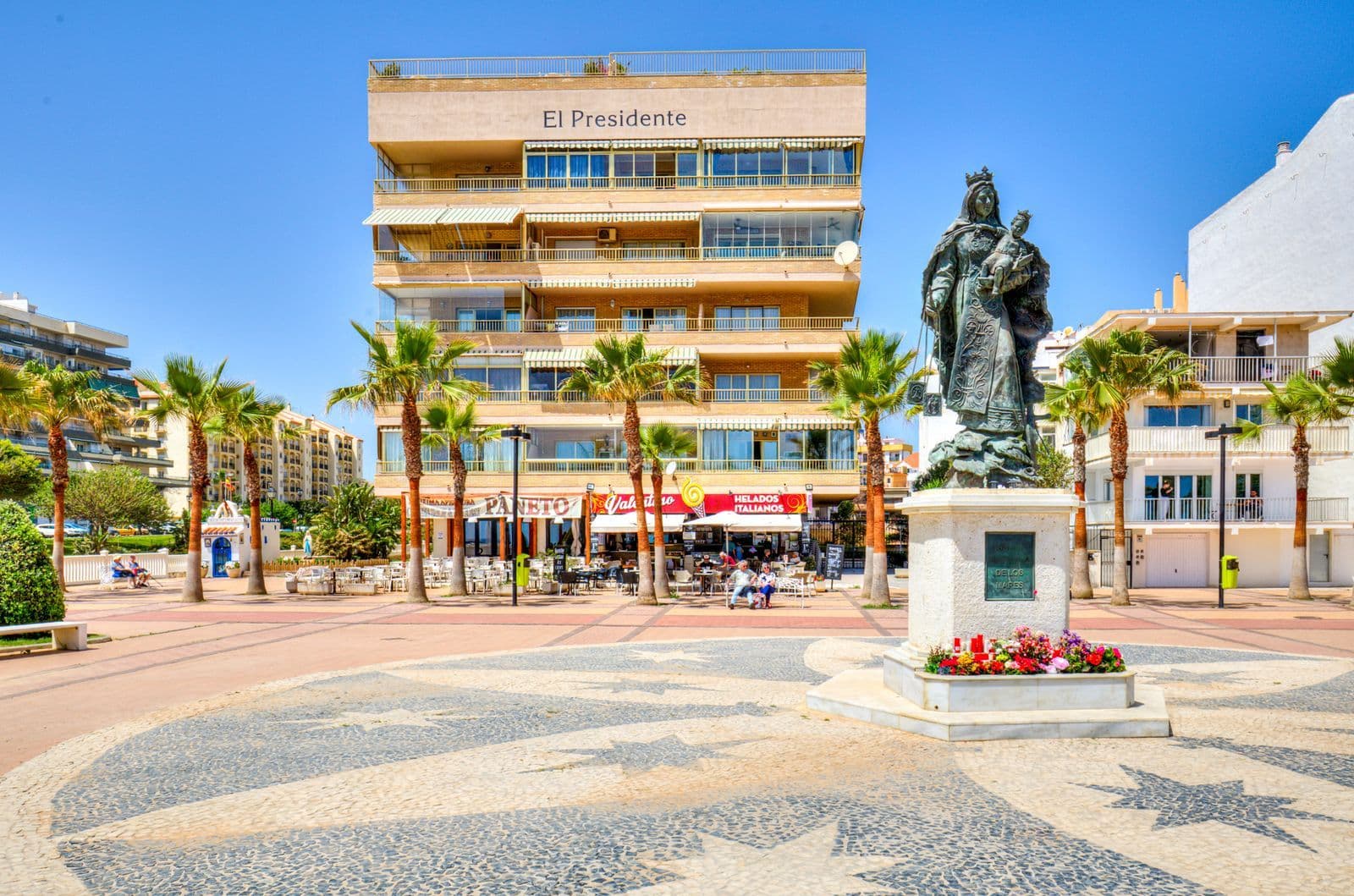 Middle Floor Apartment in Fuengirola, Fuengirola