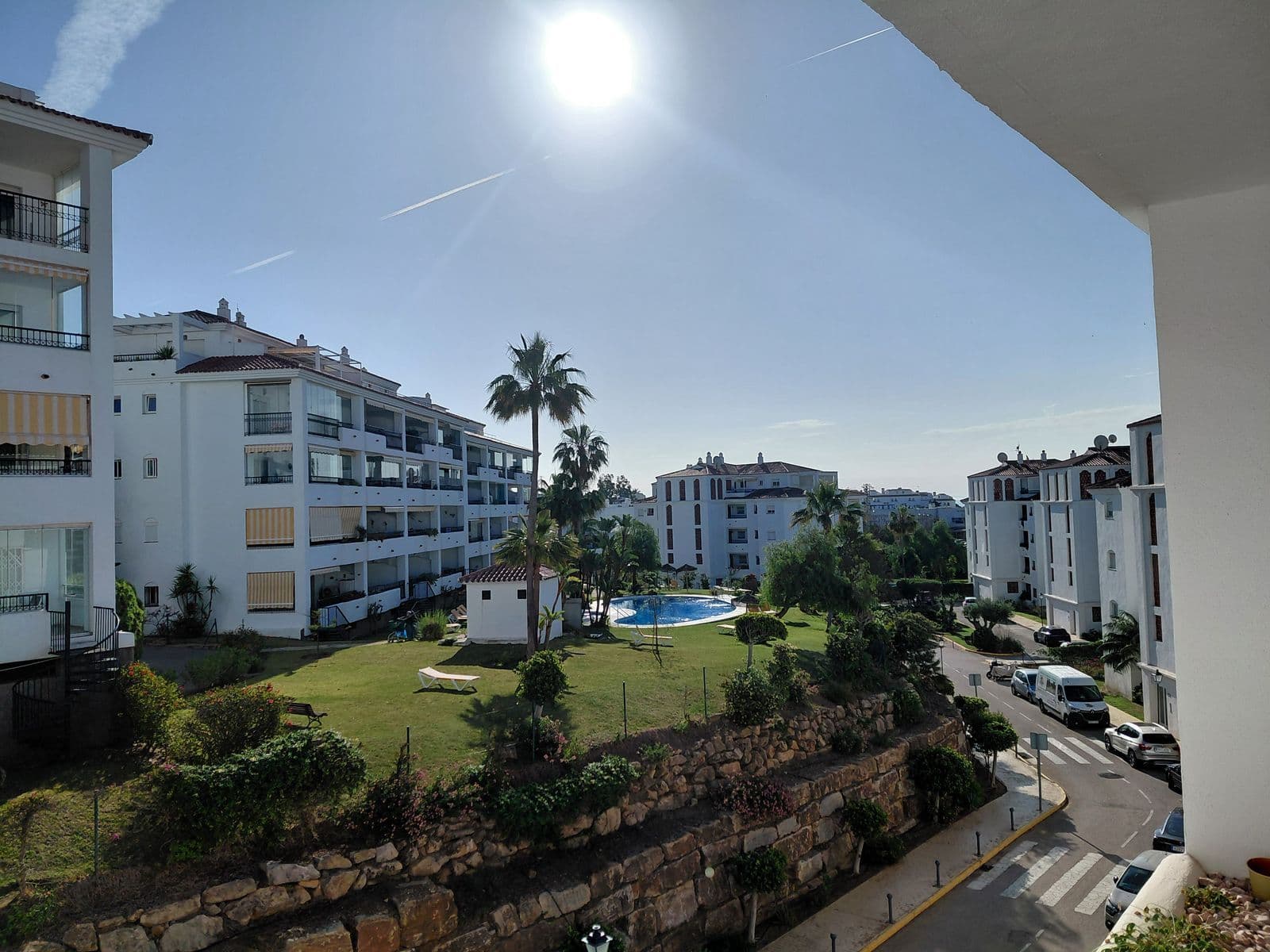 Middle Floor Apartment in Calahonda, Mijas