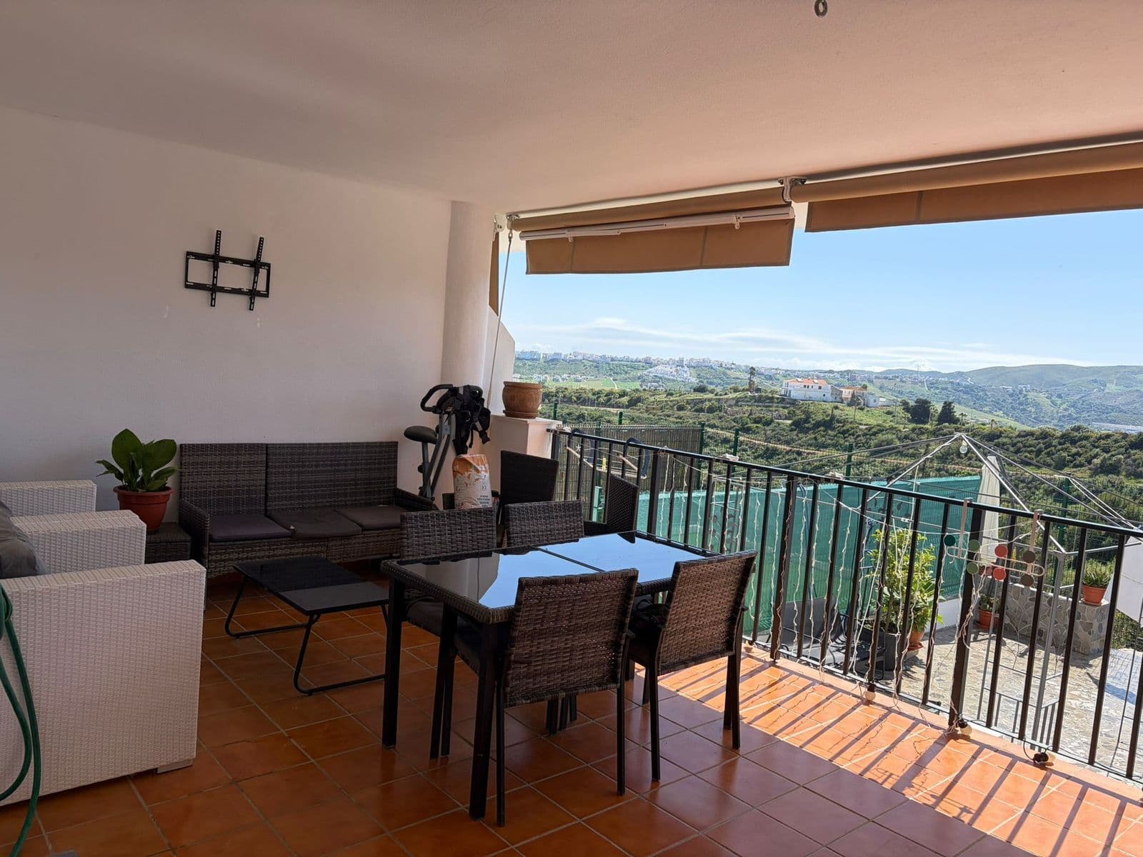 Semi-Detached House in Casares Playa, Casares
