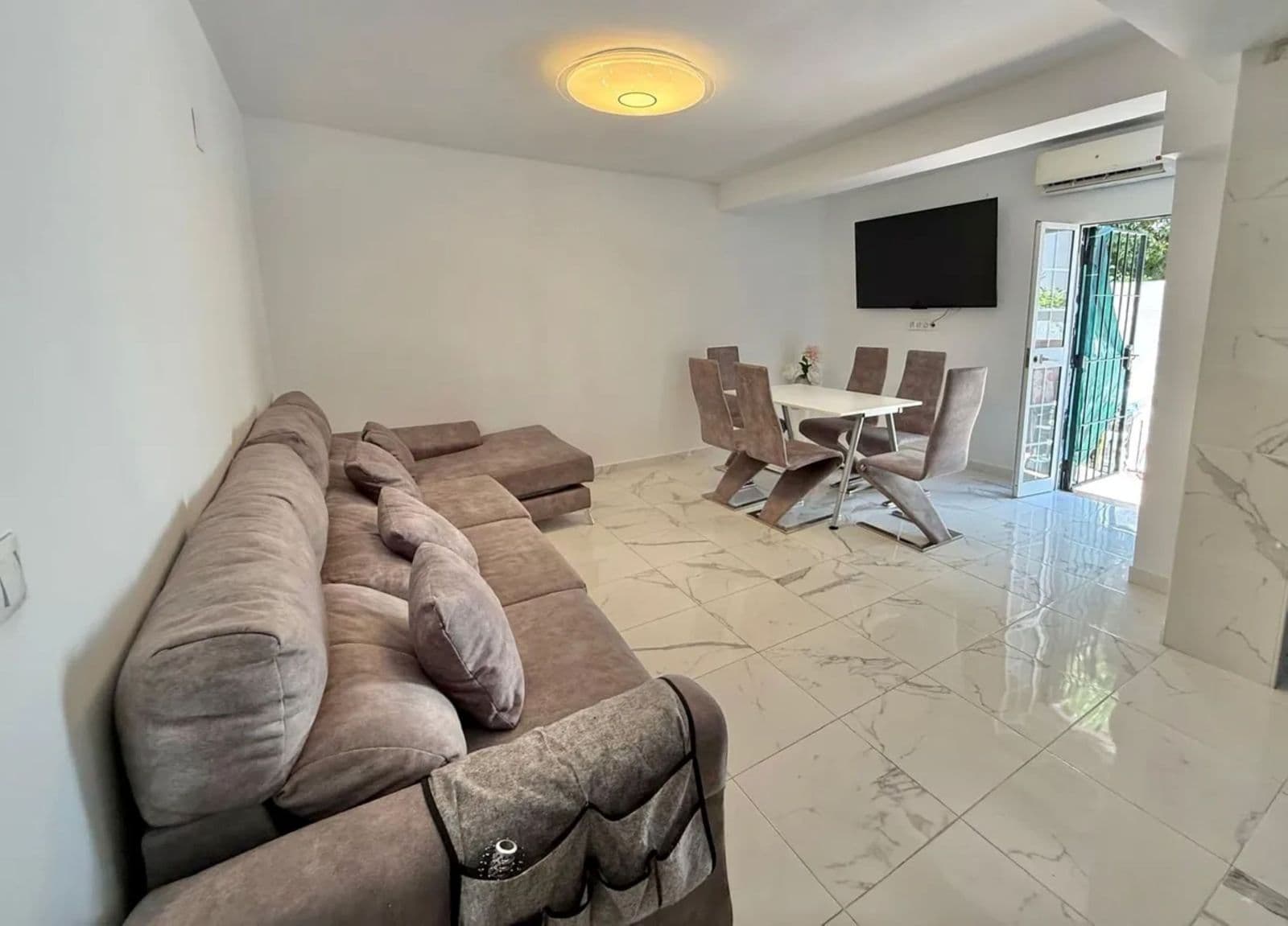 Ground Floor Apartment in Benalmadena Costa, Benalmádena