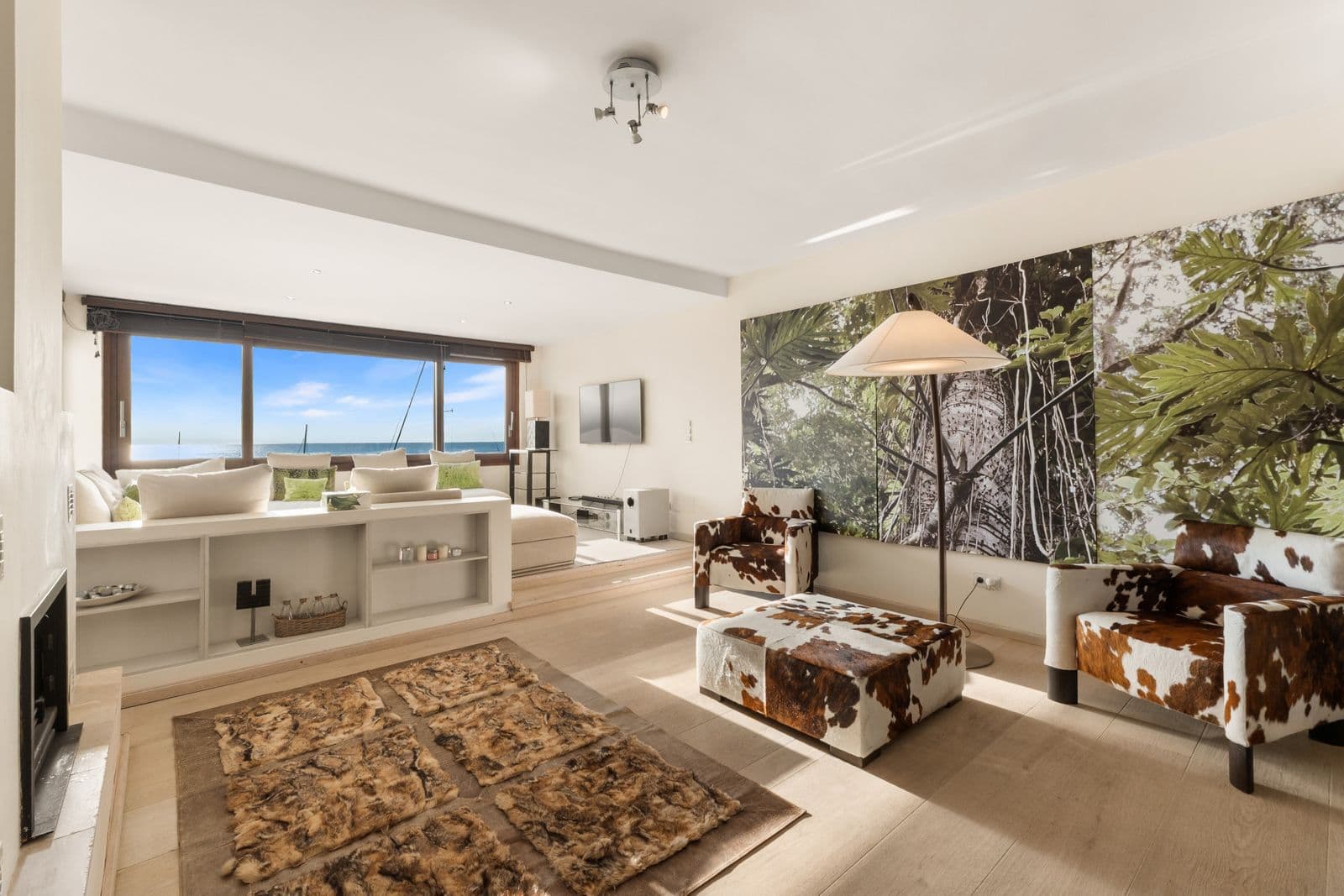 Middle Floor Apartment in Puerto Banús, Marbella