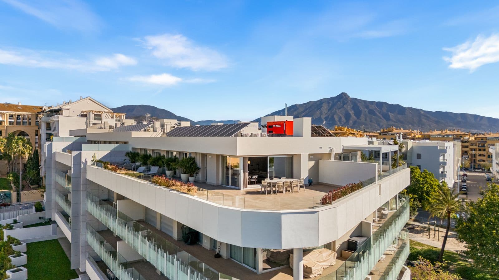 Penthouse in San Pedro de Alcántara, Marbella