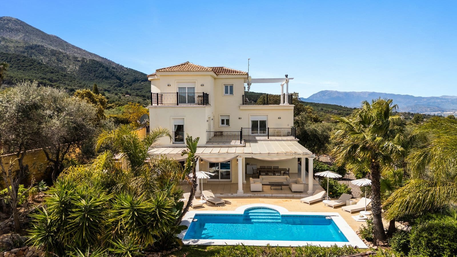 Detached Villa in Alhaurín el Grande, Alhaurín el Grande