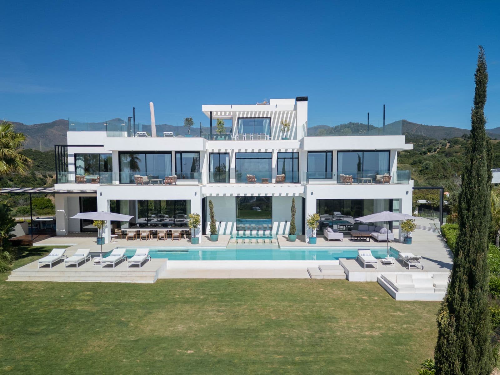 Detached Villa in Estepona, Estepona