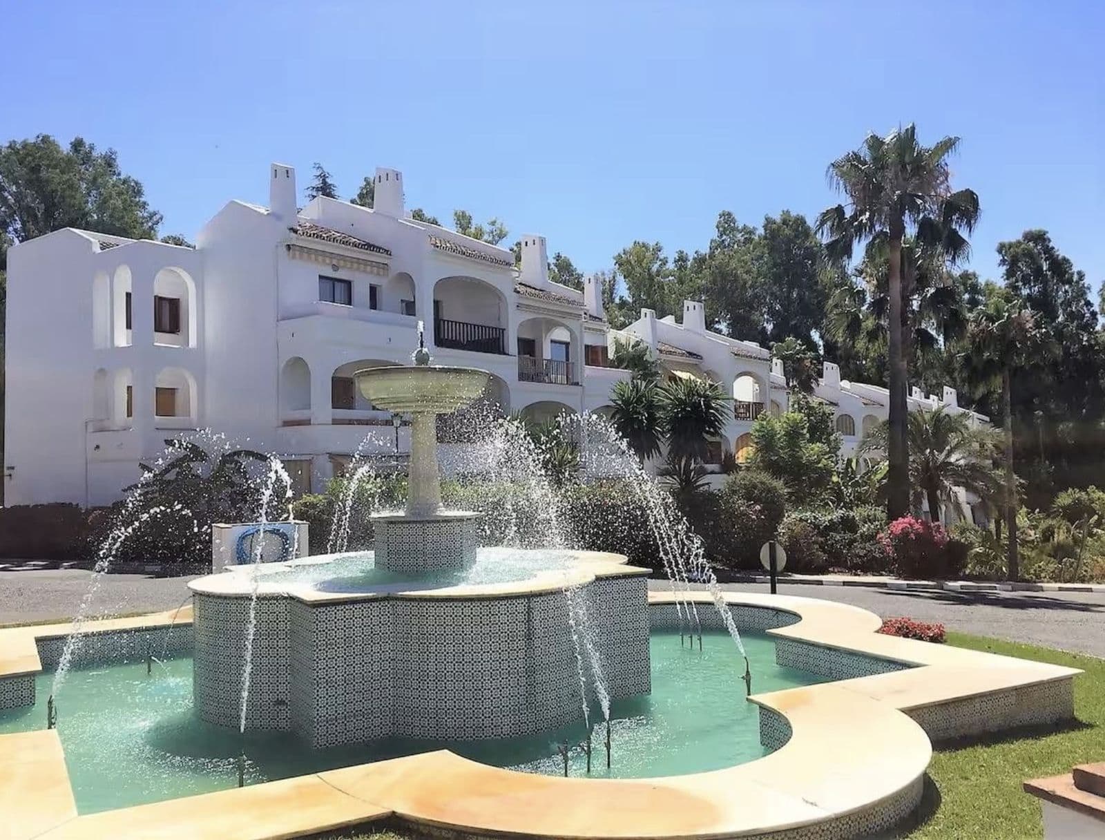 Ground Floor Apartment in Nueva Andalucía, Nueva Andalucía