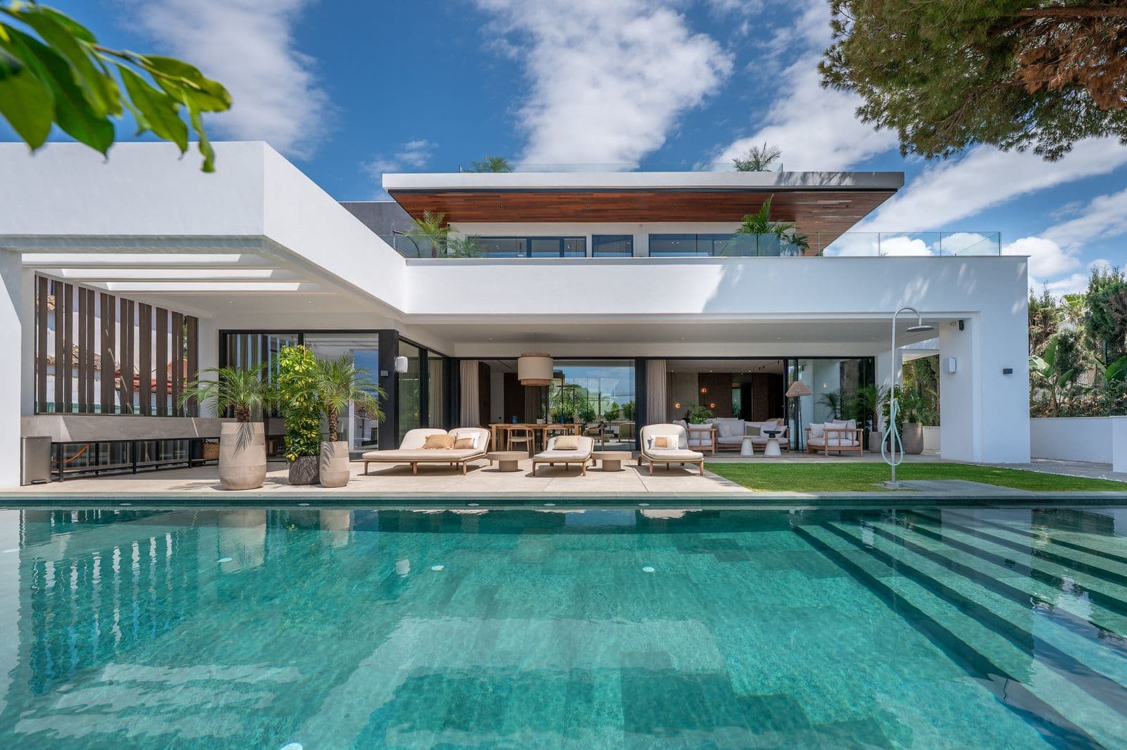 Detached Villa in Marbesa, Marbella East