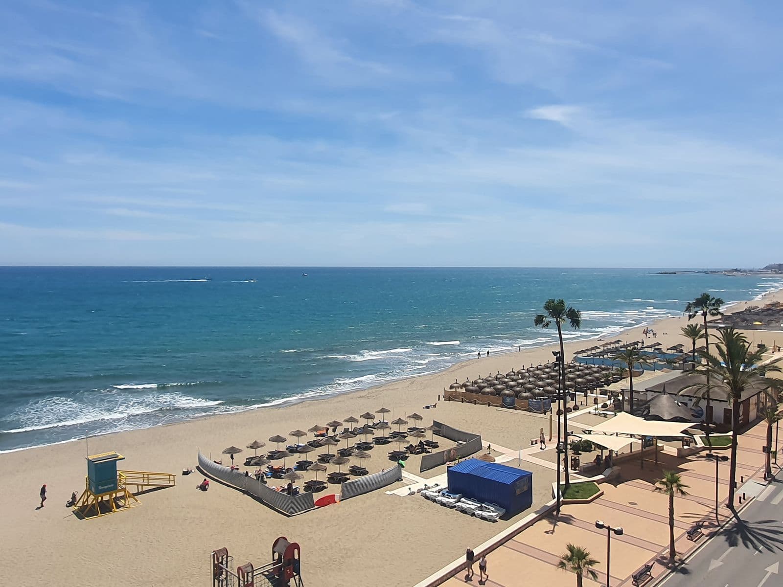 Middle Floor Apartment in Fuengirola, Fuengirola