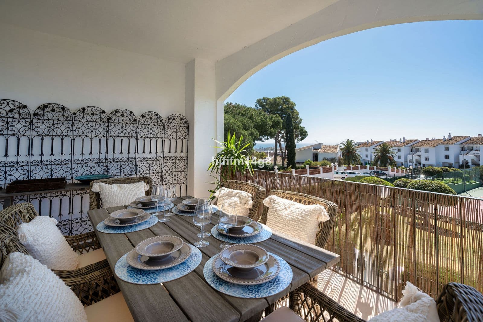 Middle Floor Apartment in Nueva Andalucía, Nueva Andalucía