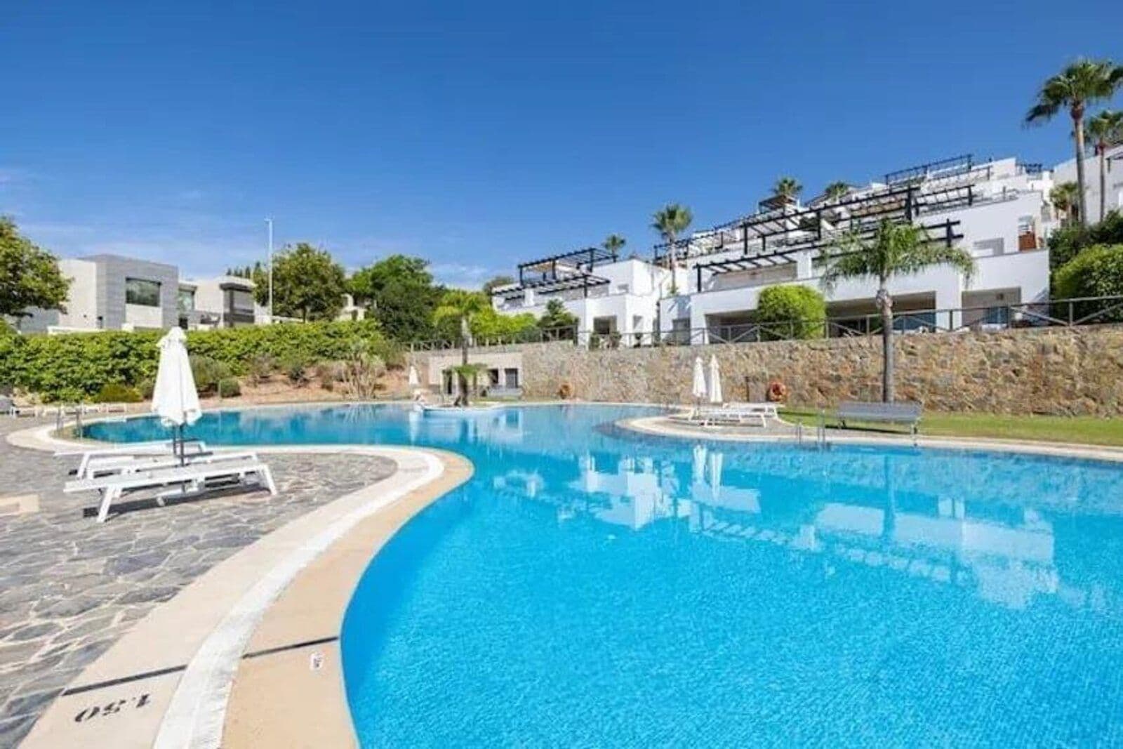 Townhouse in Santa Clara, Marbella East