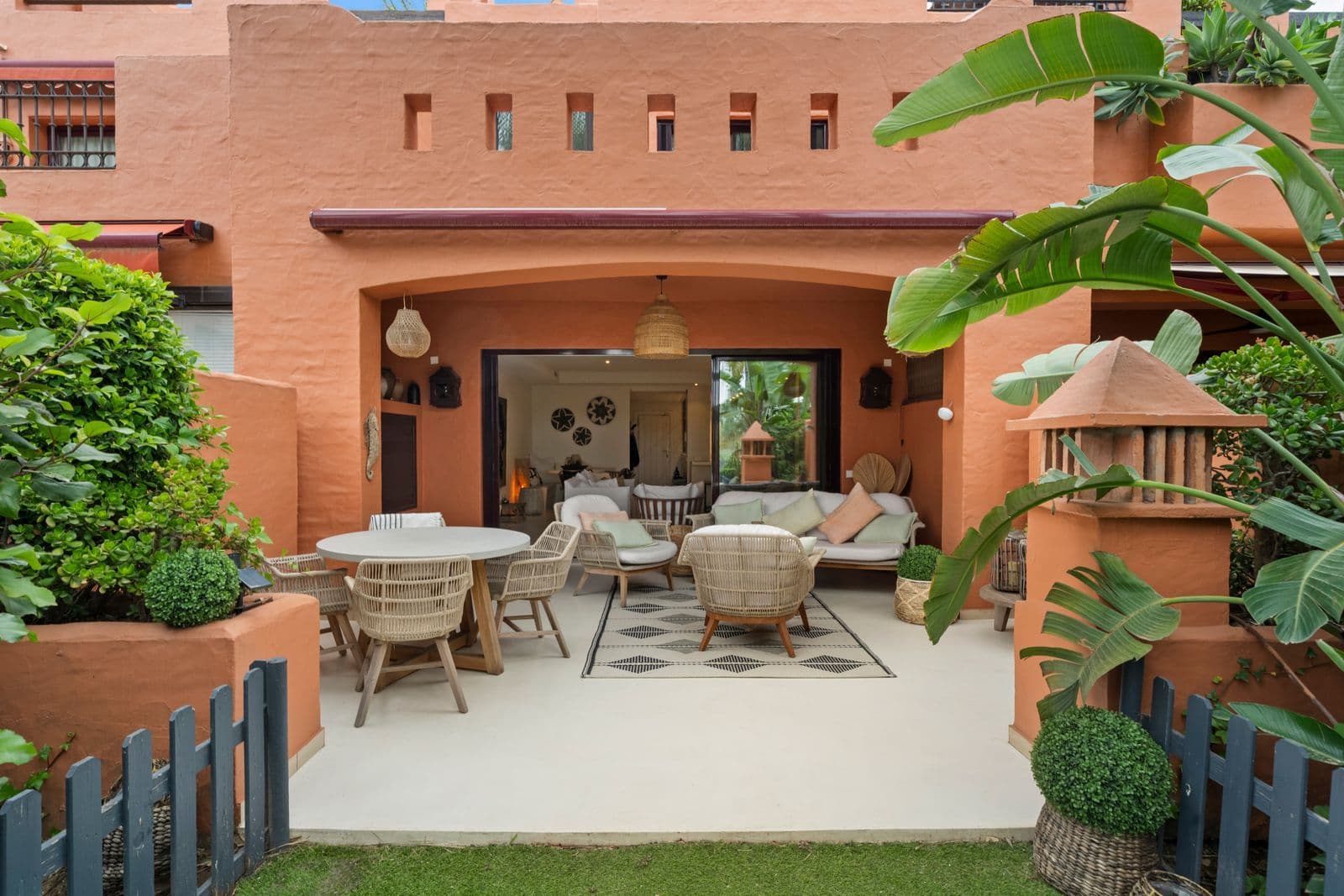 Townhouse in The Golden Mile, Marbella
