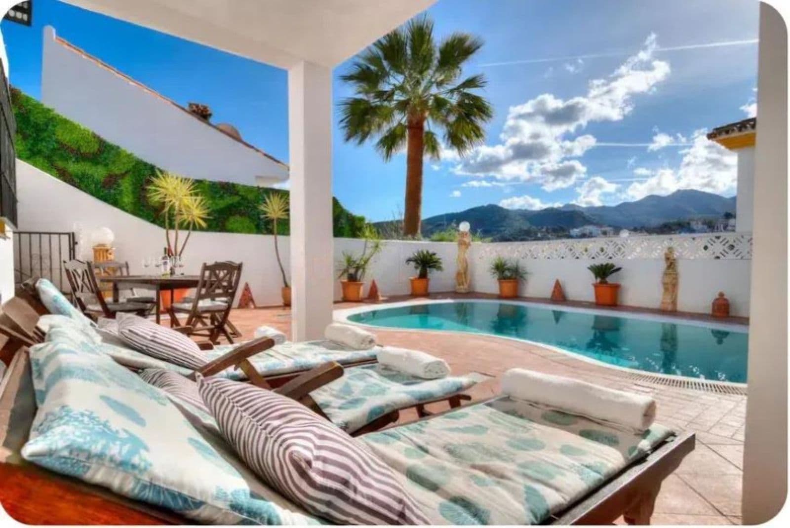 Detached Villa in Monda, Monda