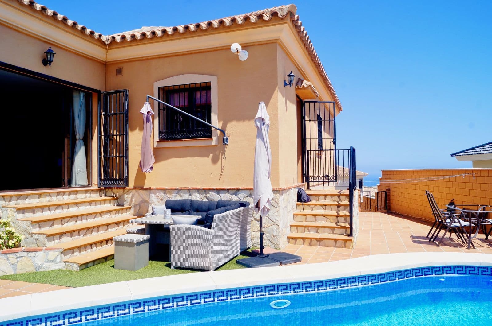 Detached Villa in Benalmadena, Benalmádena