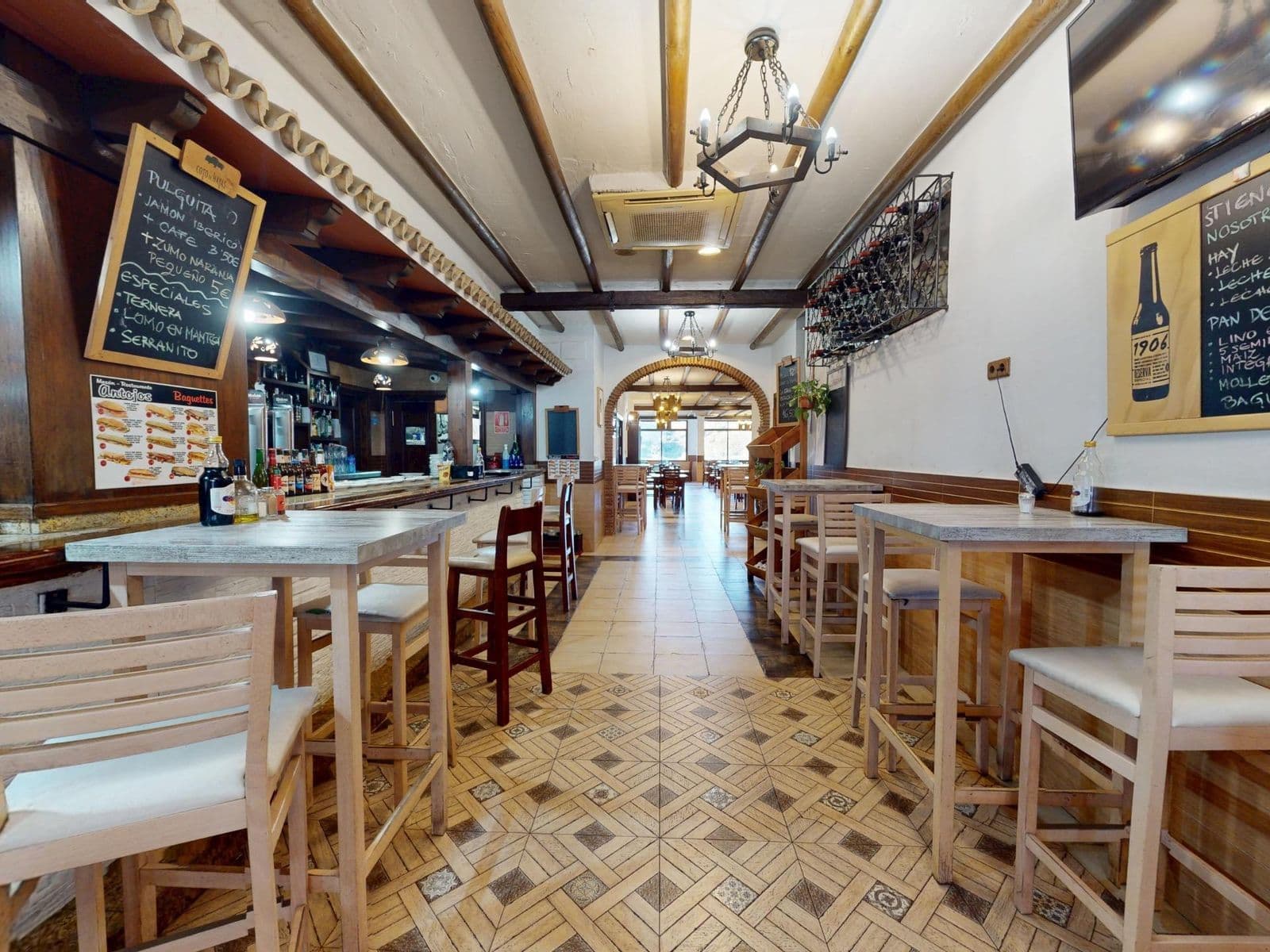 Restaurant in Benalmadena, Benalmádena