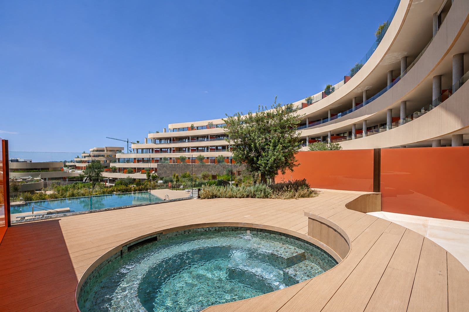 Middle Floor Apartment in Higueron, Fuengirola
