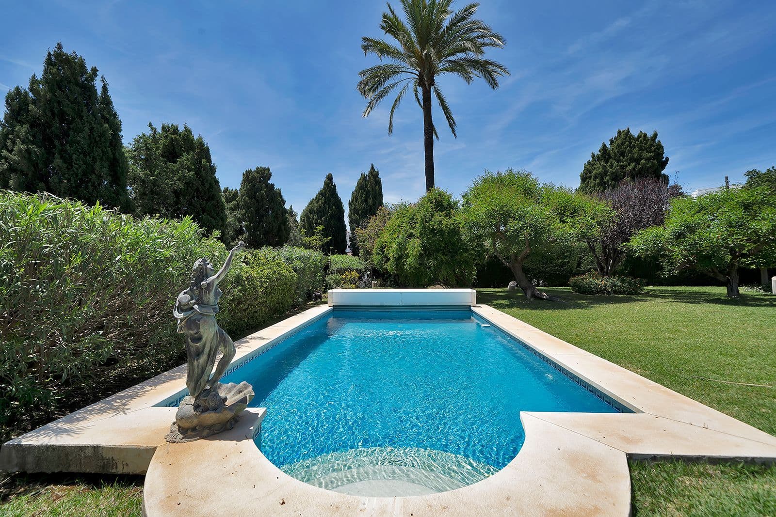 Detached Villa in El Paraiso, Estepona