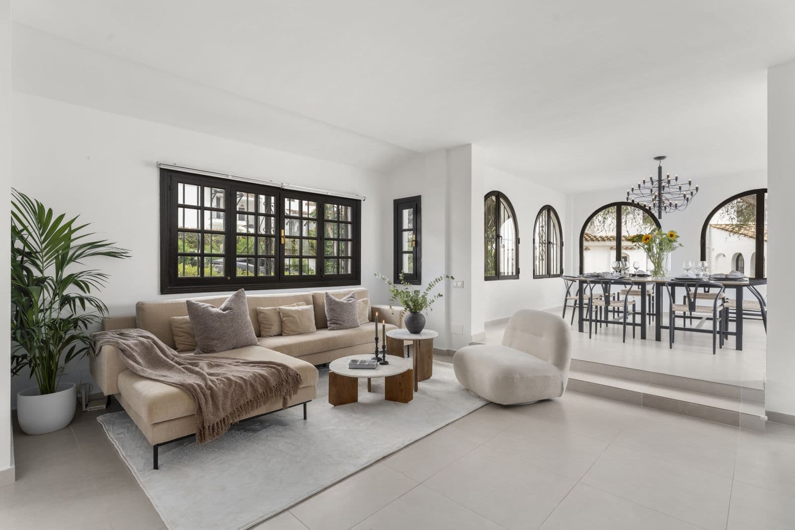 Middle Floor Apartment in Nueva Andalucía, Nueva Andalucía