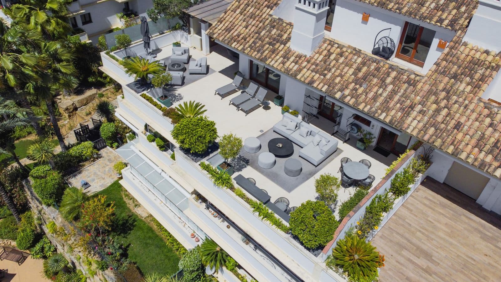 Penthouse Duplex in The Golden Mile, Marbella