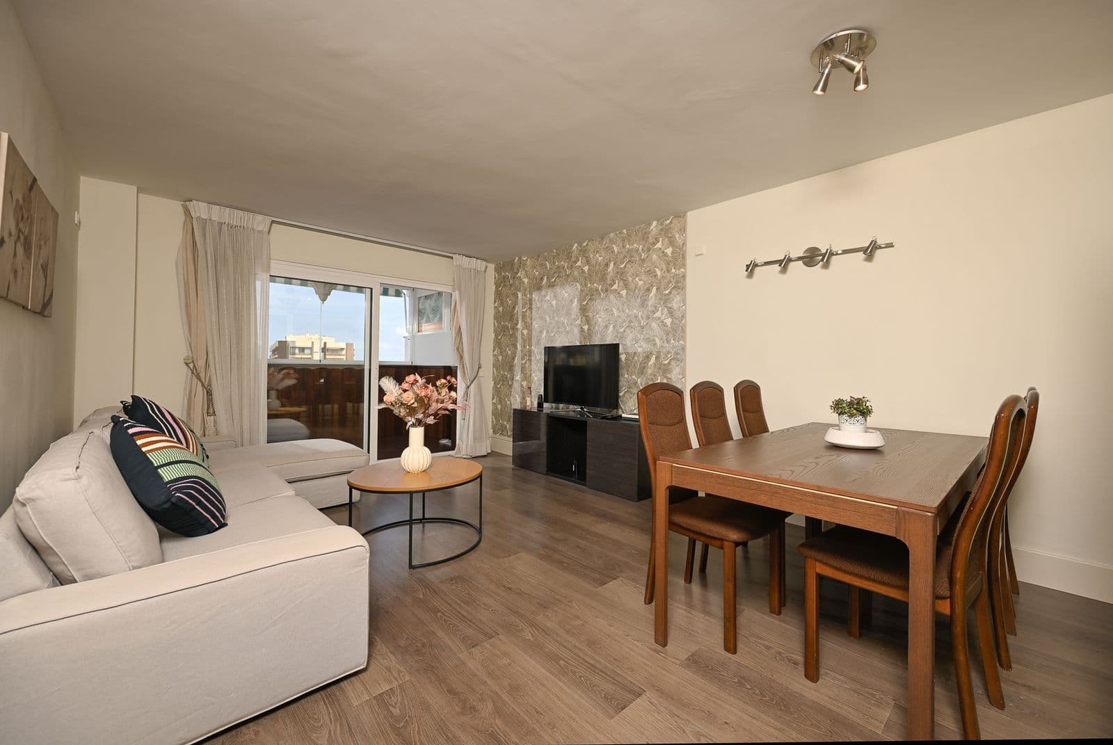 Middle Floor Apartment in Fuengirola, Fuengirola