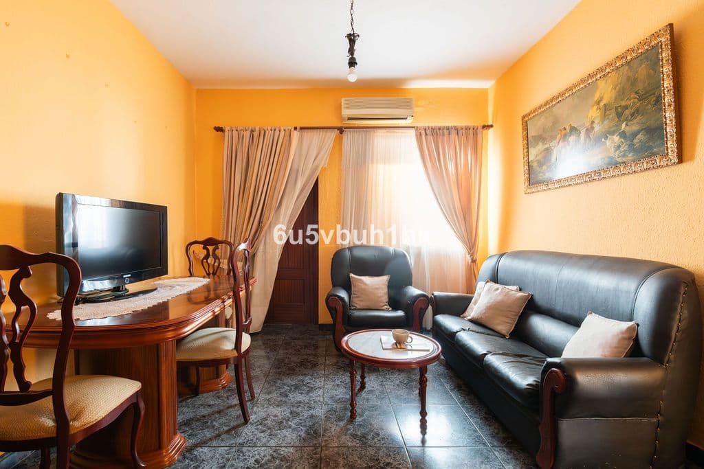 Ground Floor Apartment in Las Lagunas, Fuengirola