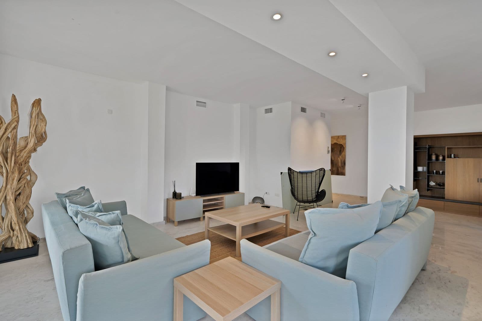 Ground Floor Apartment in La Mairena, Marbella East