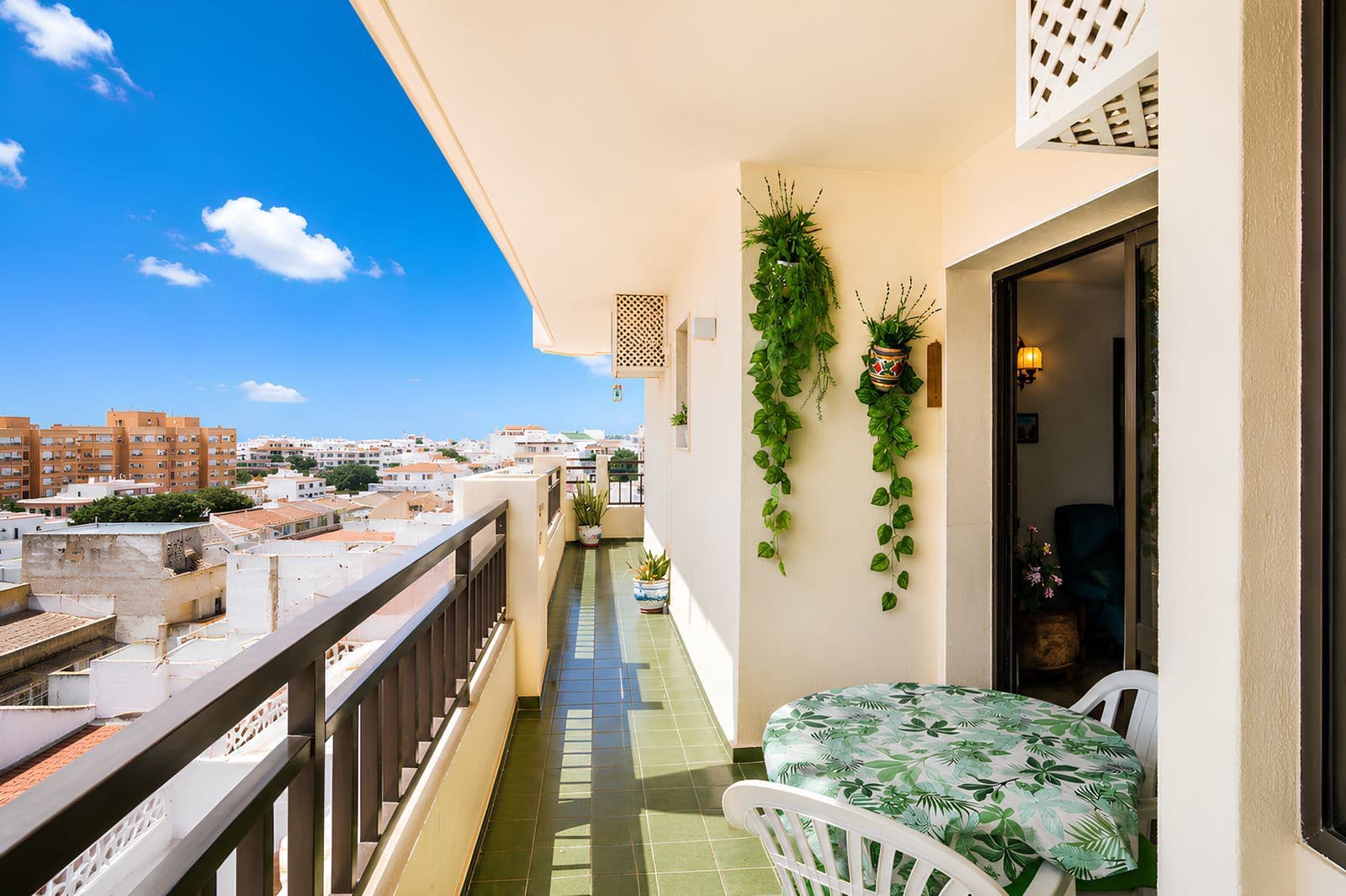 Middle Floor Apartment in Fuengirola, Fuengirola