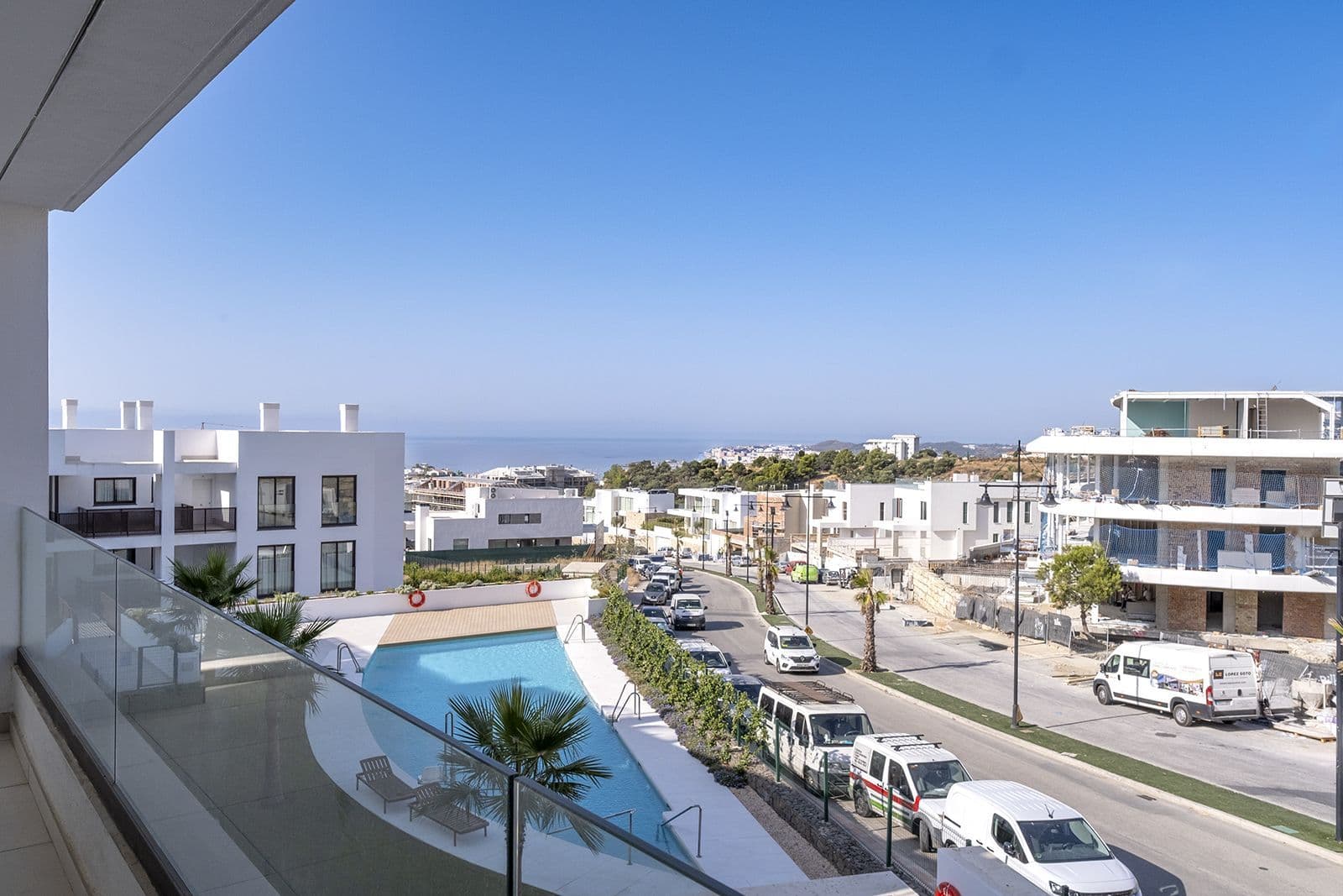 Middle Floor Apartment in Fuengirola, Fuengirola