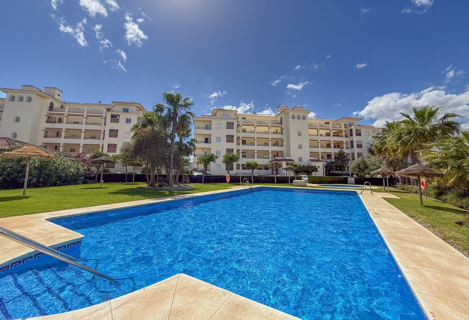 Middle Floor Apartment in La Cala Hills, Mijas
