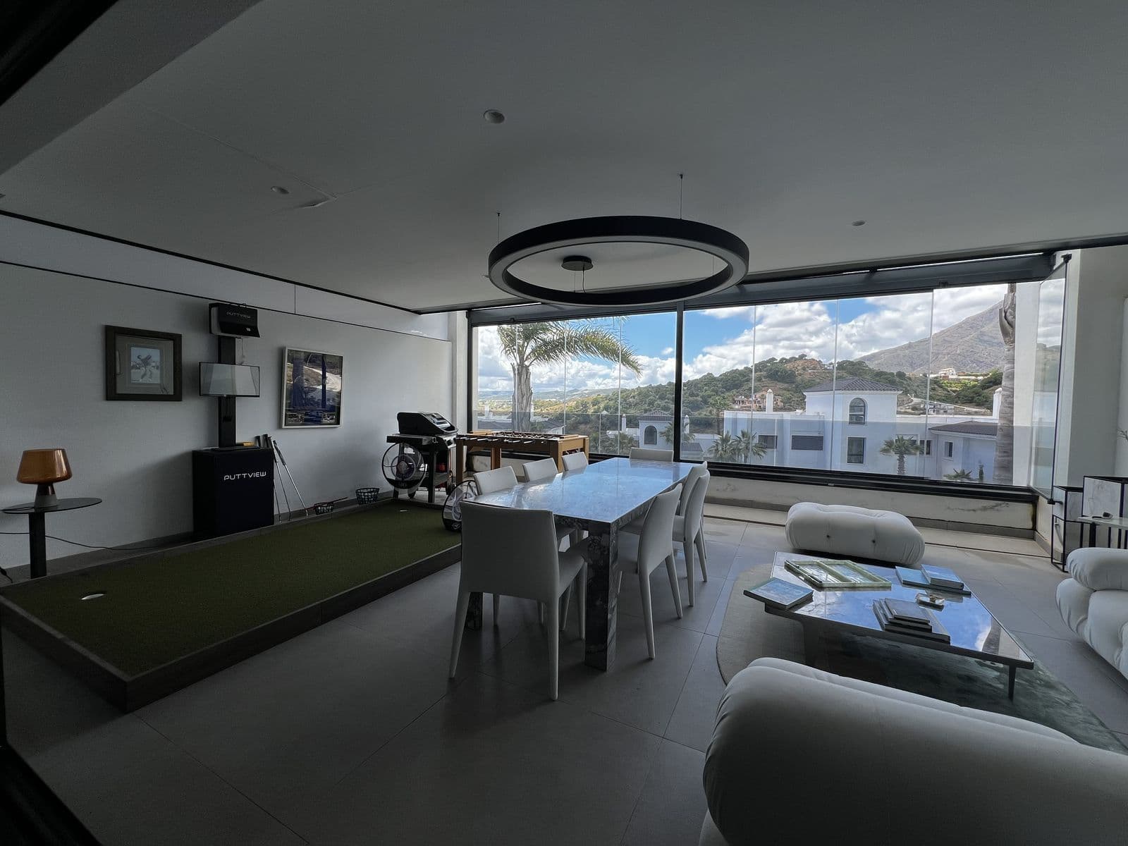 Middle Floor Apartment in Estepona, Estepona