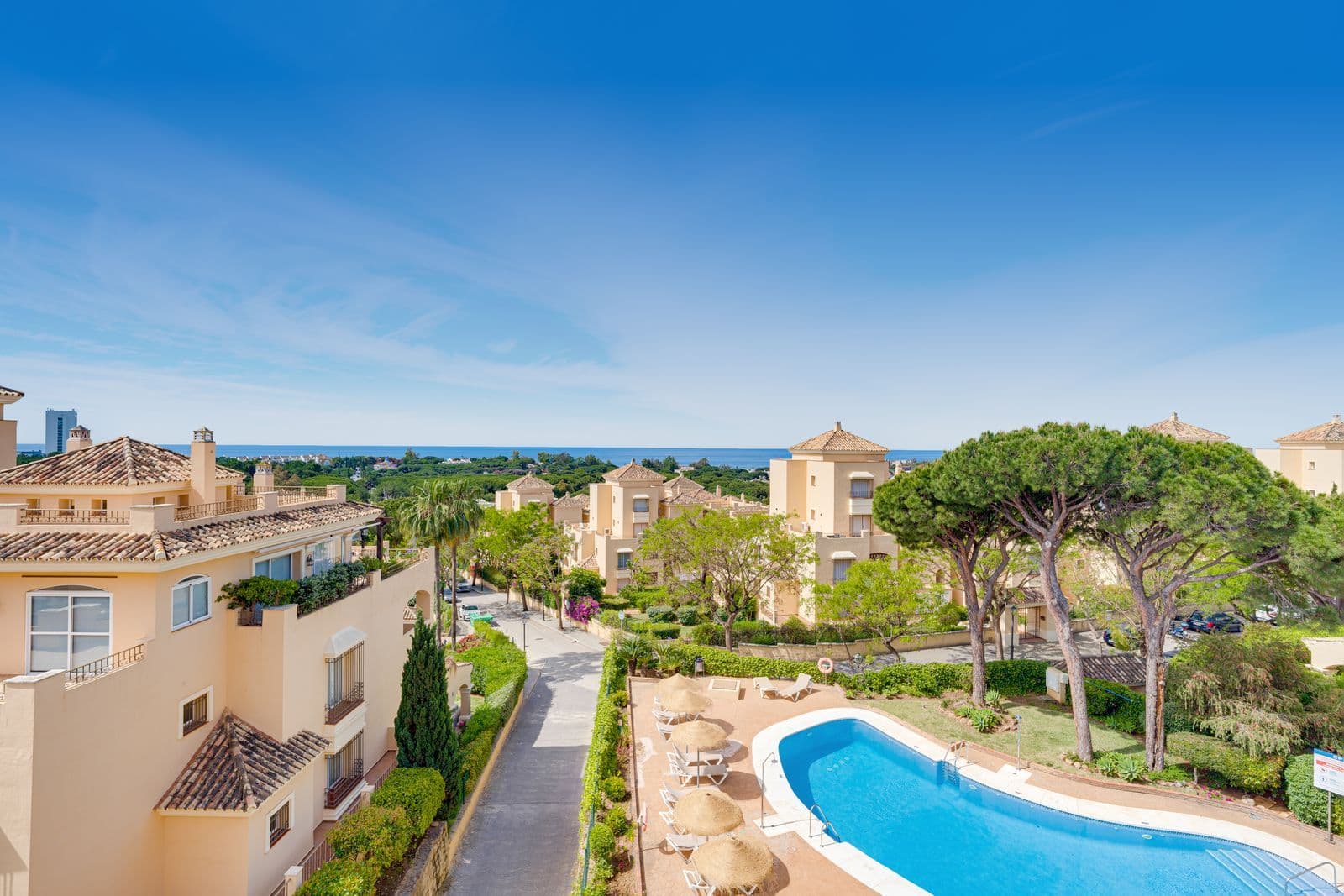 Penthouse Duplex in Elviria, Marbella East