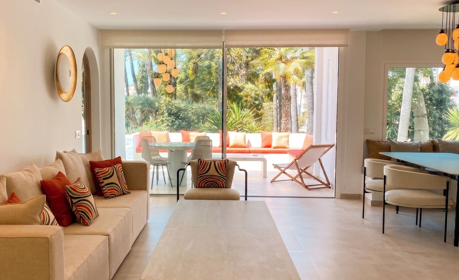 Middle Floor Apartment in Puerto Banús, Marbella