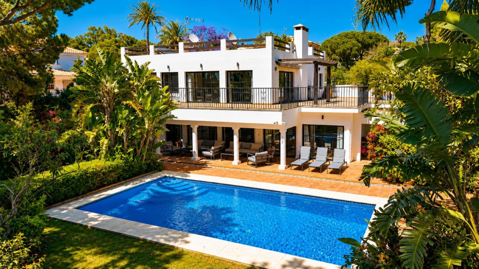 Detached Villa in Hacienda Las Chapas, Marbella East