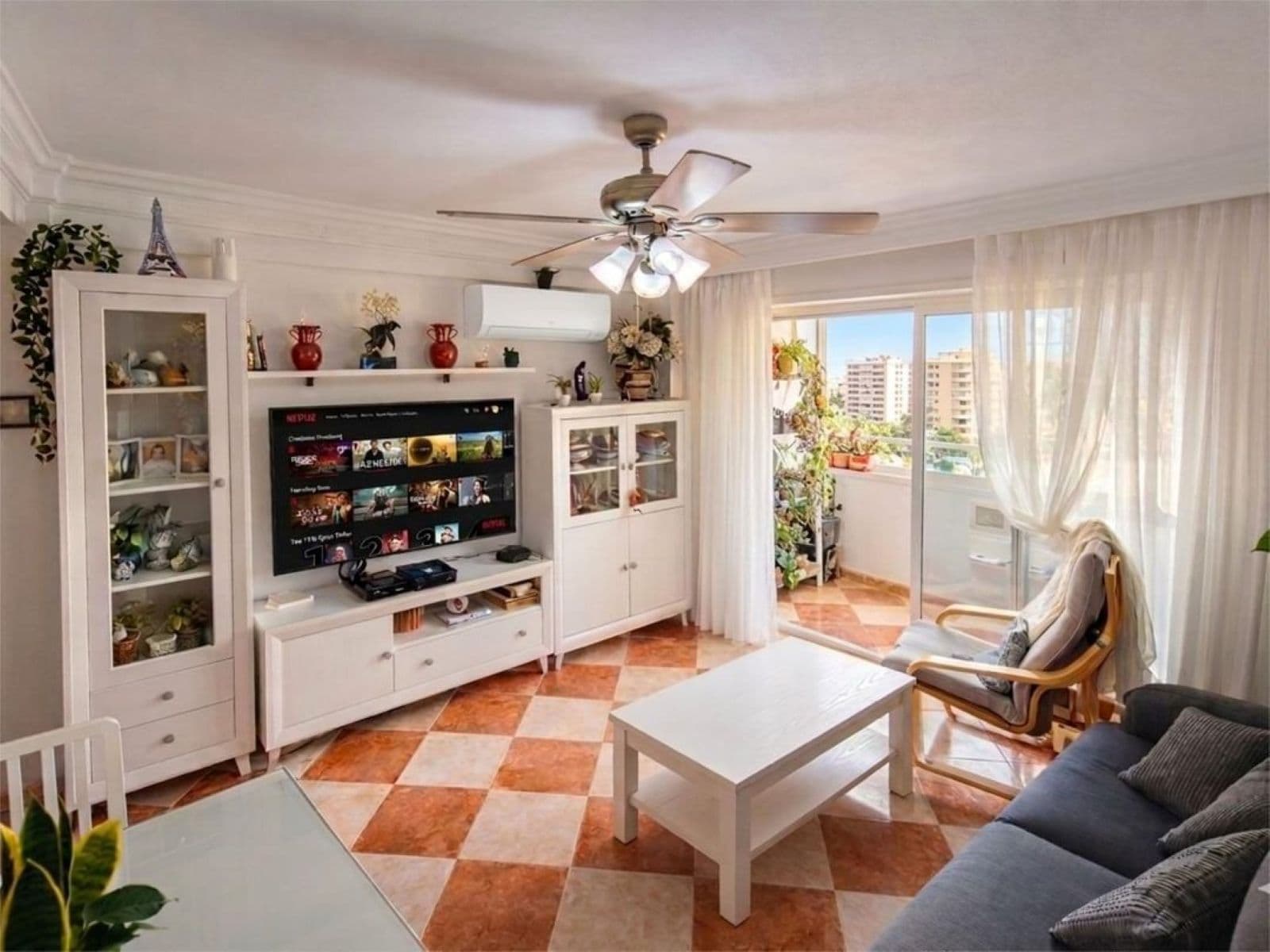 Middle Floor Apartment in Málaga, Málaga
