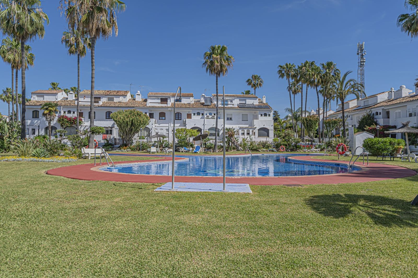 Townhouse in Atalaya, Estepona