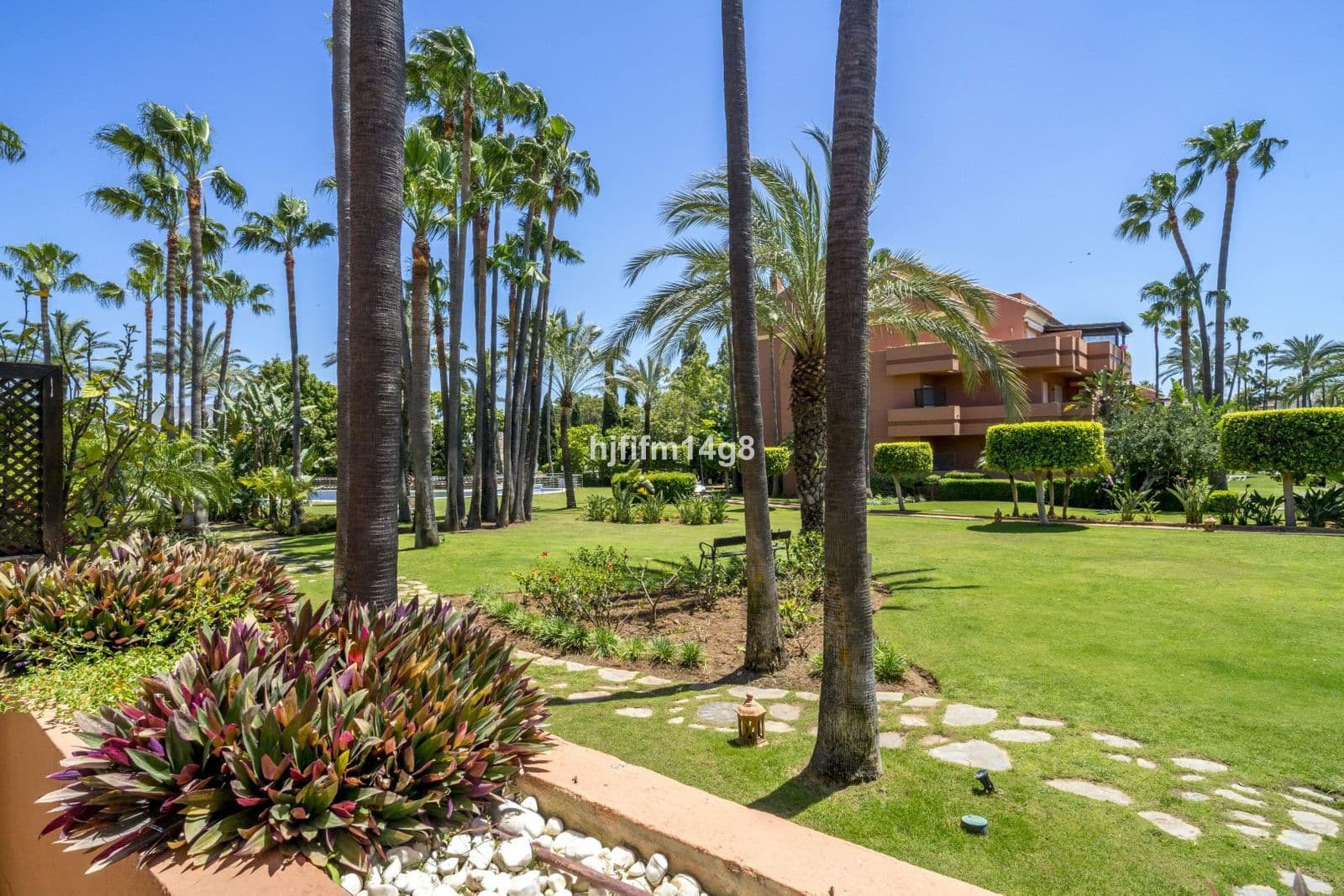 Ground Floor Apartment in Puerto Banús, Marbella