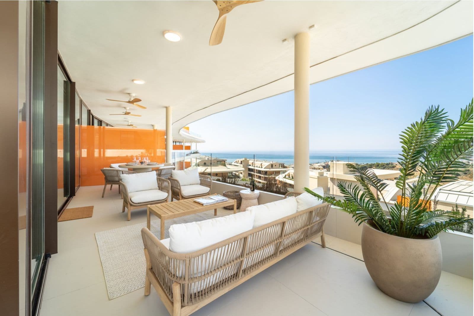 Middle Floor Apartment in Fuengirola, Fuengirola